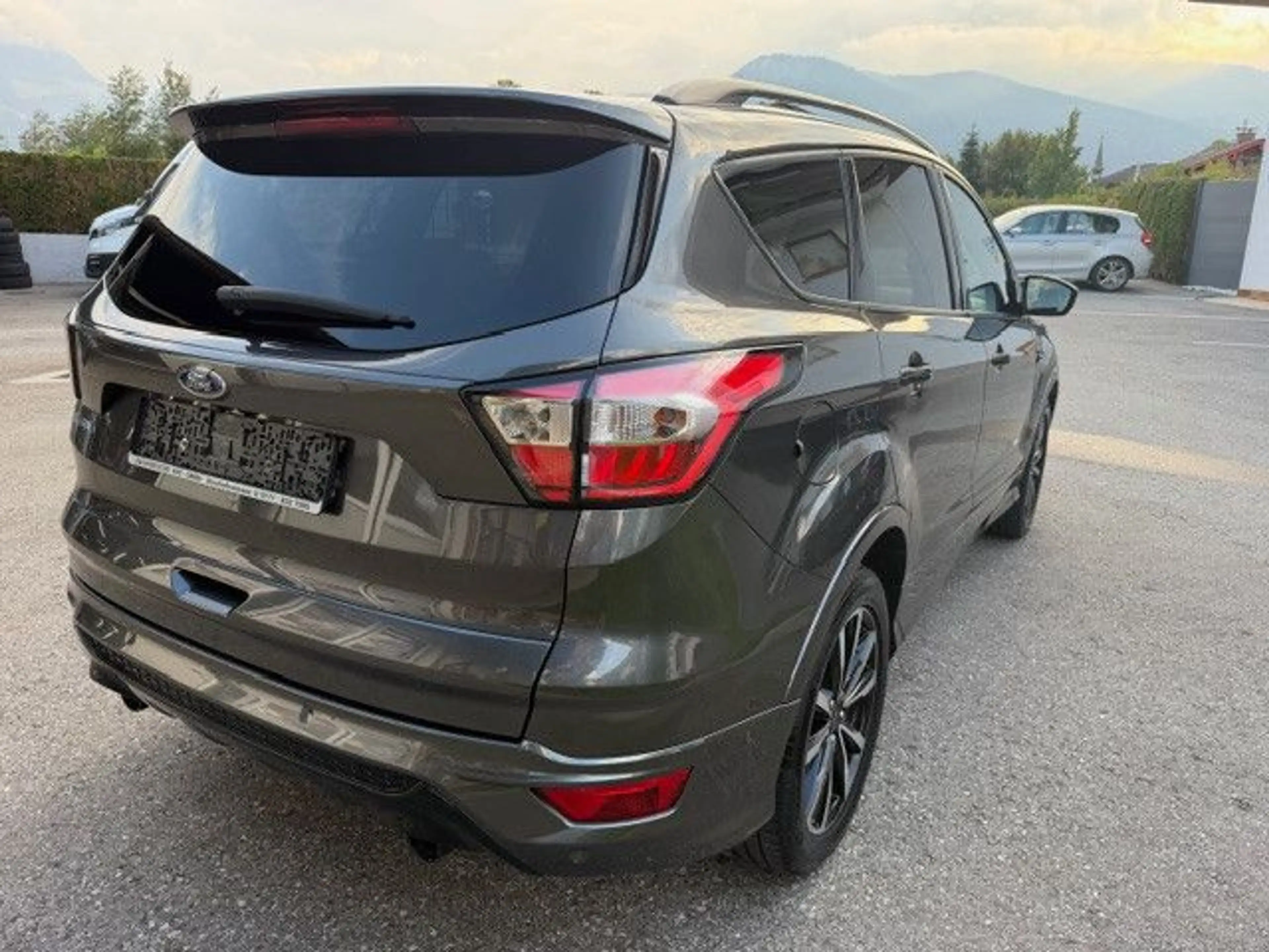 Ford Kuga ST-Line 4x4, orig. 46 Tkm, 8-fach — photo 7