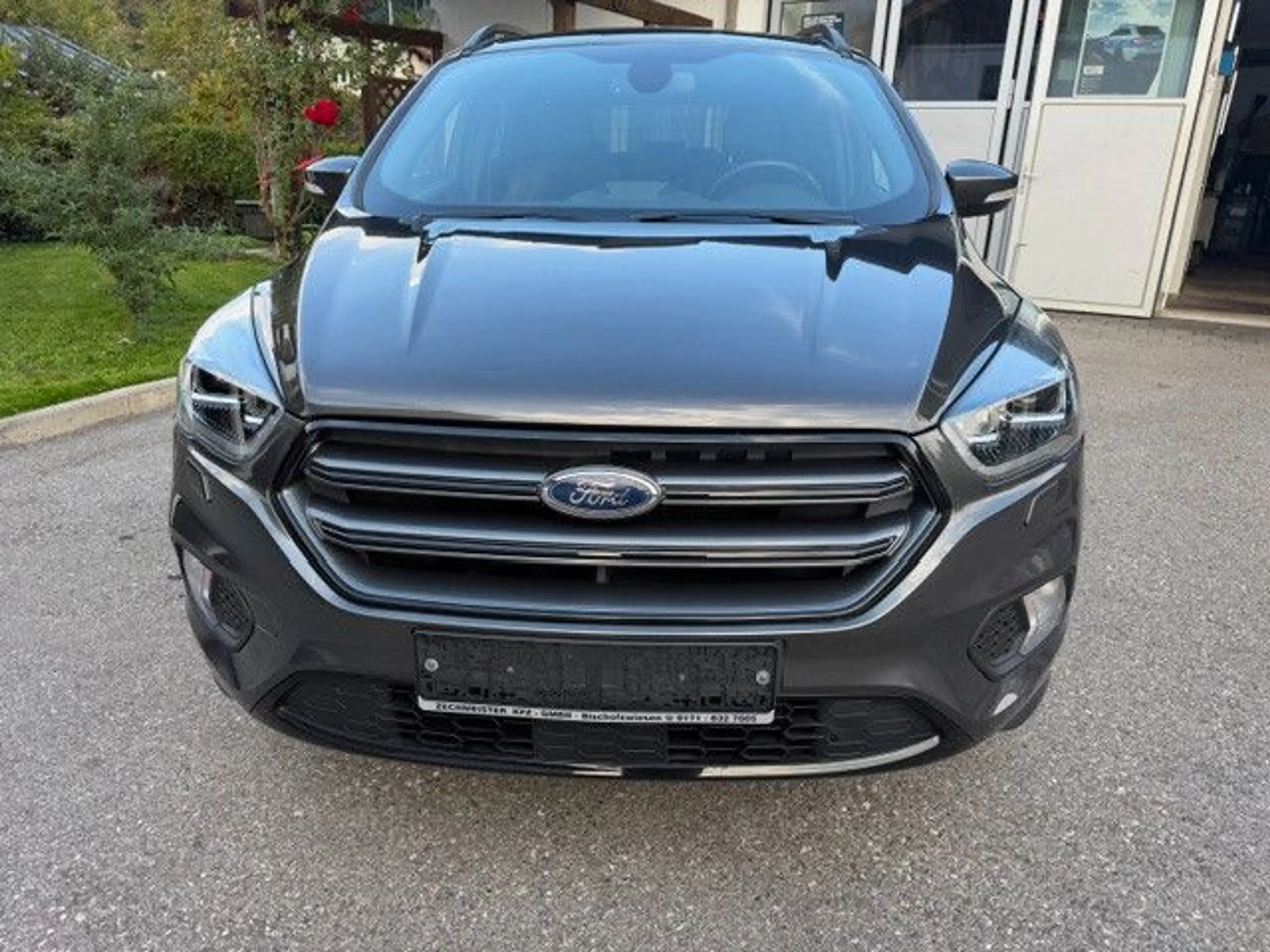 Ford Kuga ST-Line 4x4, orig. 46 Tkm, 8-fach — photo 3