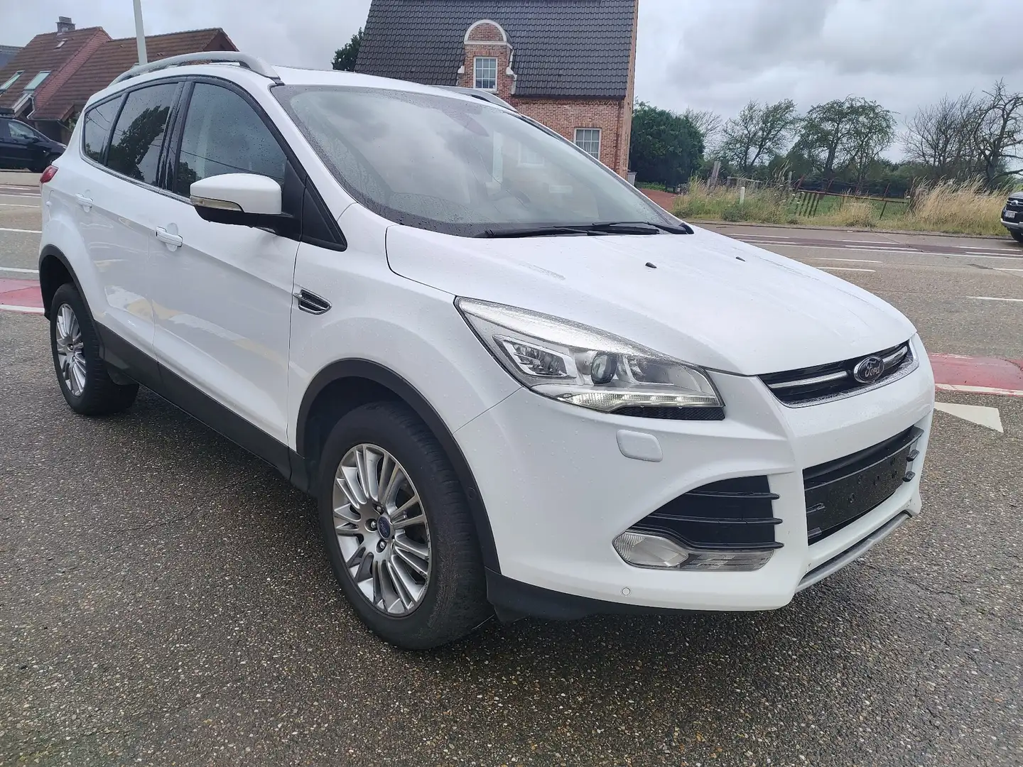 Ford Kuga 2.0 TDCi 4x4 Aut. Titanium (Export prijs) - 1