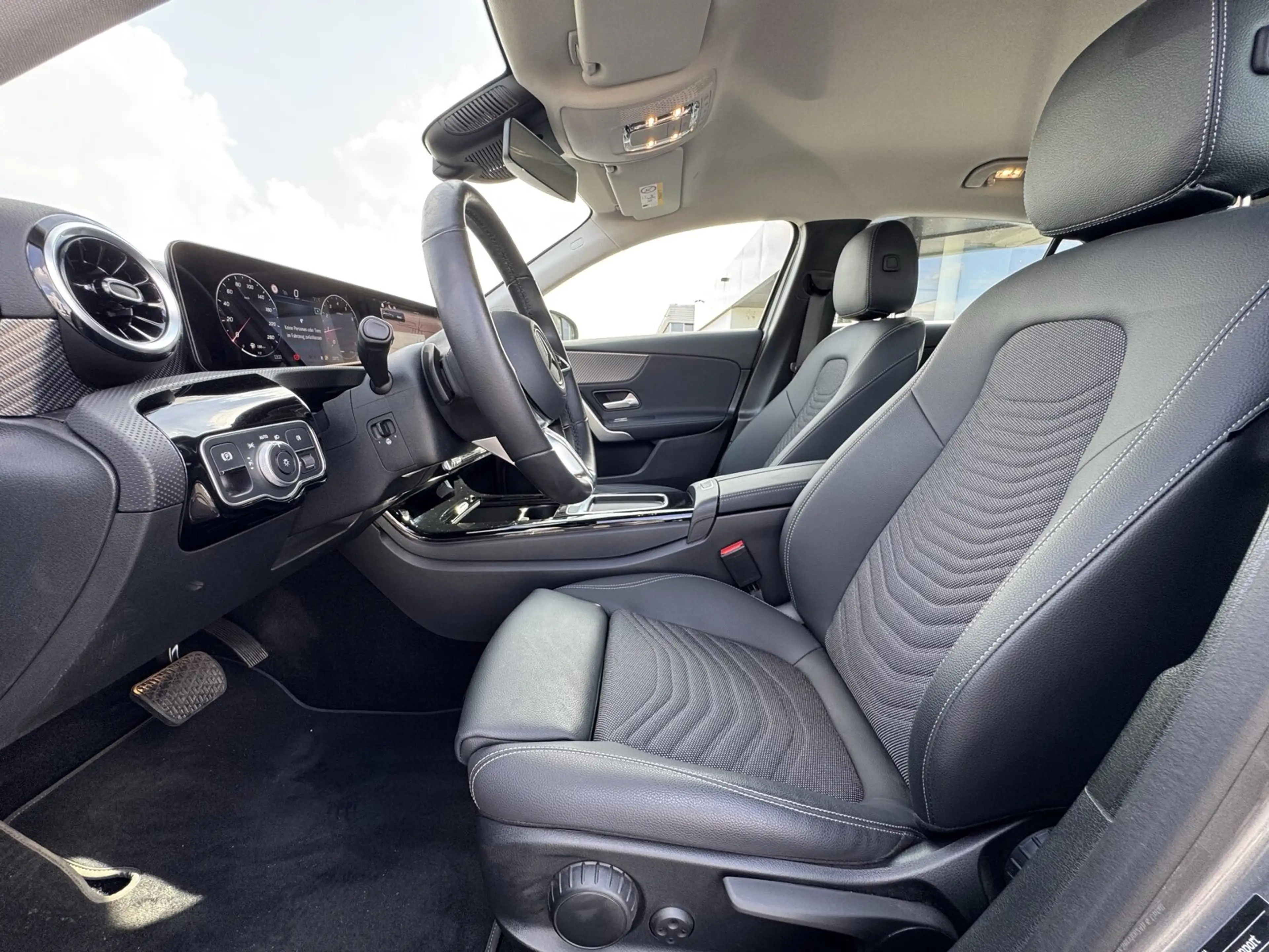 Mercedes-Benz A 200 A 200 PROGRESSIVE NAV+LED+AHK+KAMERA+CARPLAY+SHZ — photo 10