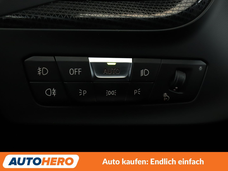 BMW 118 118i M Sport Aut.*NAVI*LED*TEMPO* — photo 26