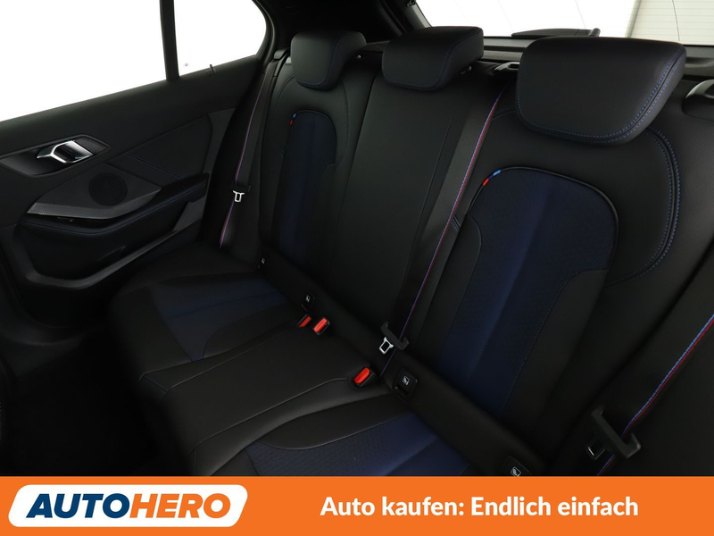 BMW 118 118i M Sport Aut.*NAVI*LED*TEMPO* — photo 14