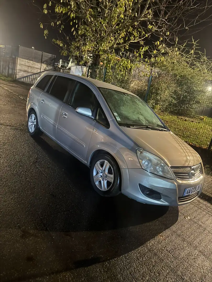 Opel Zafira 1.9 CDTI - 100 ch FAP Limited Edition - 2