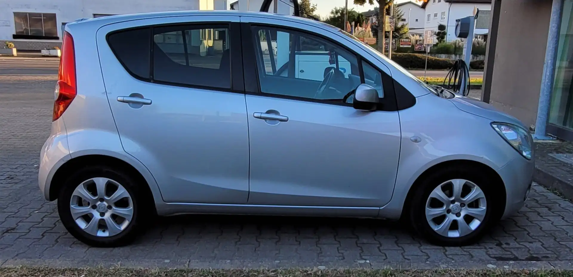 Opel Agila 1.0 Edition Silber - 2