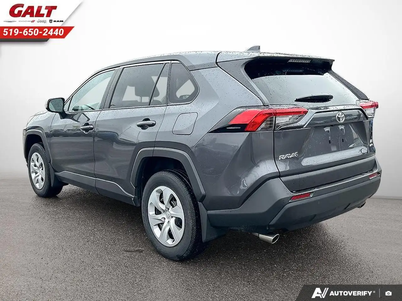 Toyota RAV 4 снимка Toyota RAV 4