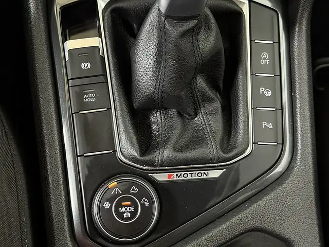 Volkswagen Tiguan Allspace view 15