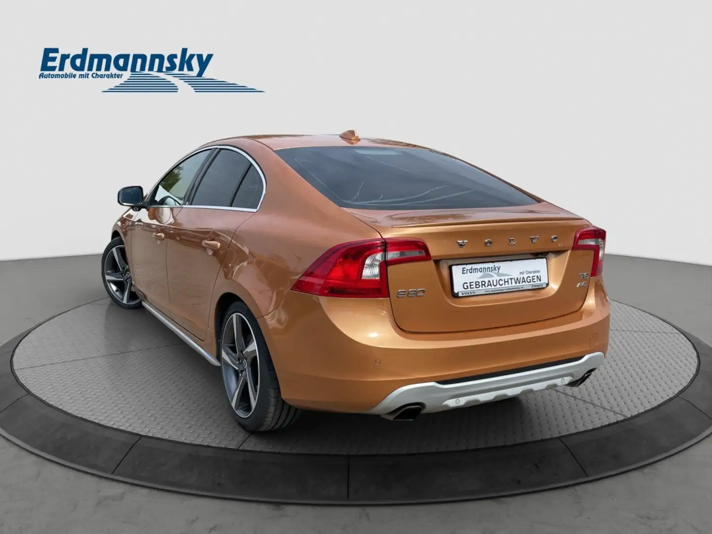 Volvo S60 T6 AWD Summum/Navi/HSD/Kamera/Heico/SHZ Klima Orange - 2