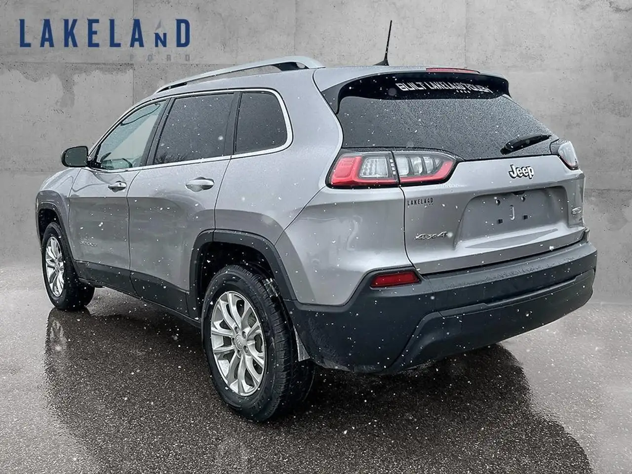 Jeep Cherokee снимка Jeep Cherokee