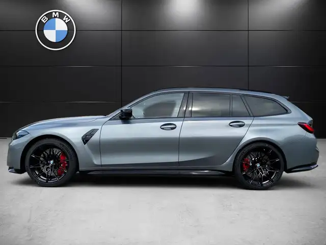 BMW M3 view 5