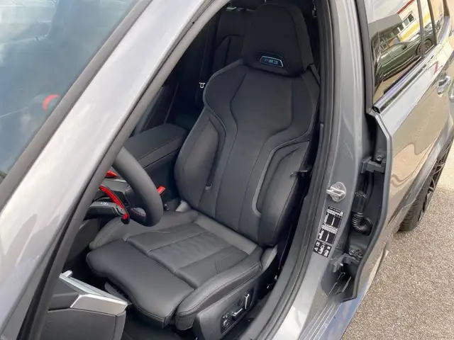 BMW M3 view 8