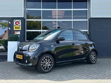 EQ Comfort PLUS 18 kWh, Automaat, Bluetooth, Camer