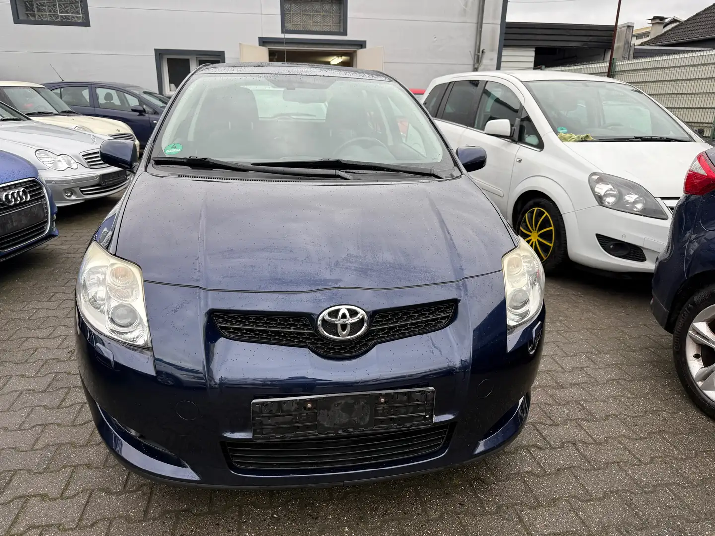 Toyota Auris Auris Diesel 5-Türer 2.0 D-4D Executive Blau - 2
