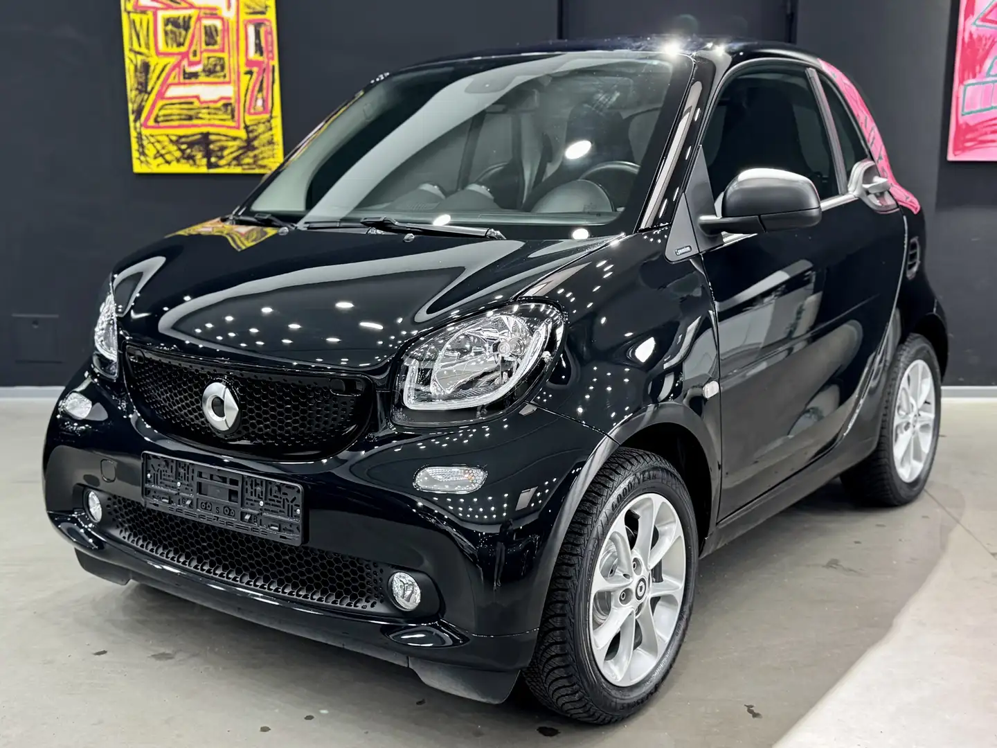 smart forTwo Scheckheft bei Mercedes*TÜVNEU*BremsenNEU*Autom Noir - 1