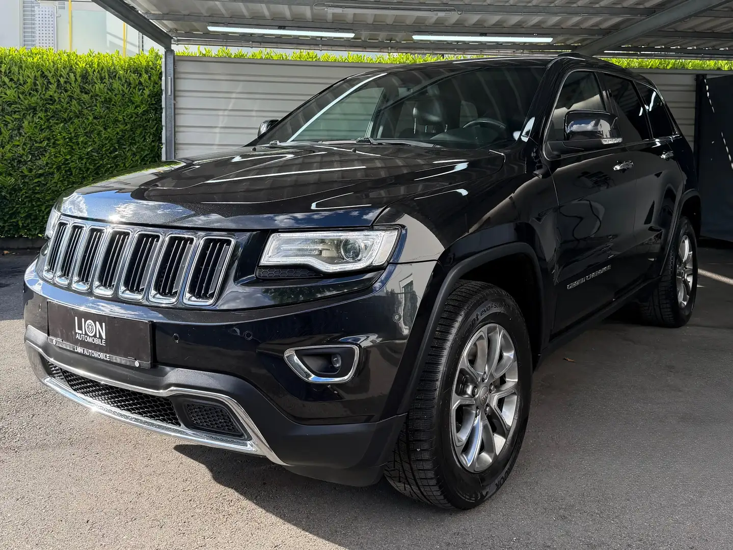 Jeep Grand Cherokee 3.0 CRD Limited Schwarz - 1