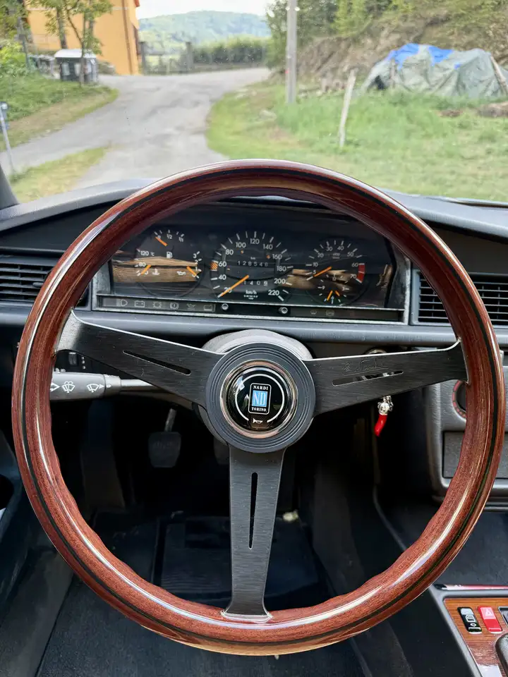 Mercedes-Benz 190 E 2.0, foto 6