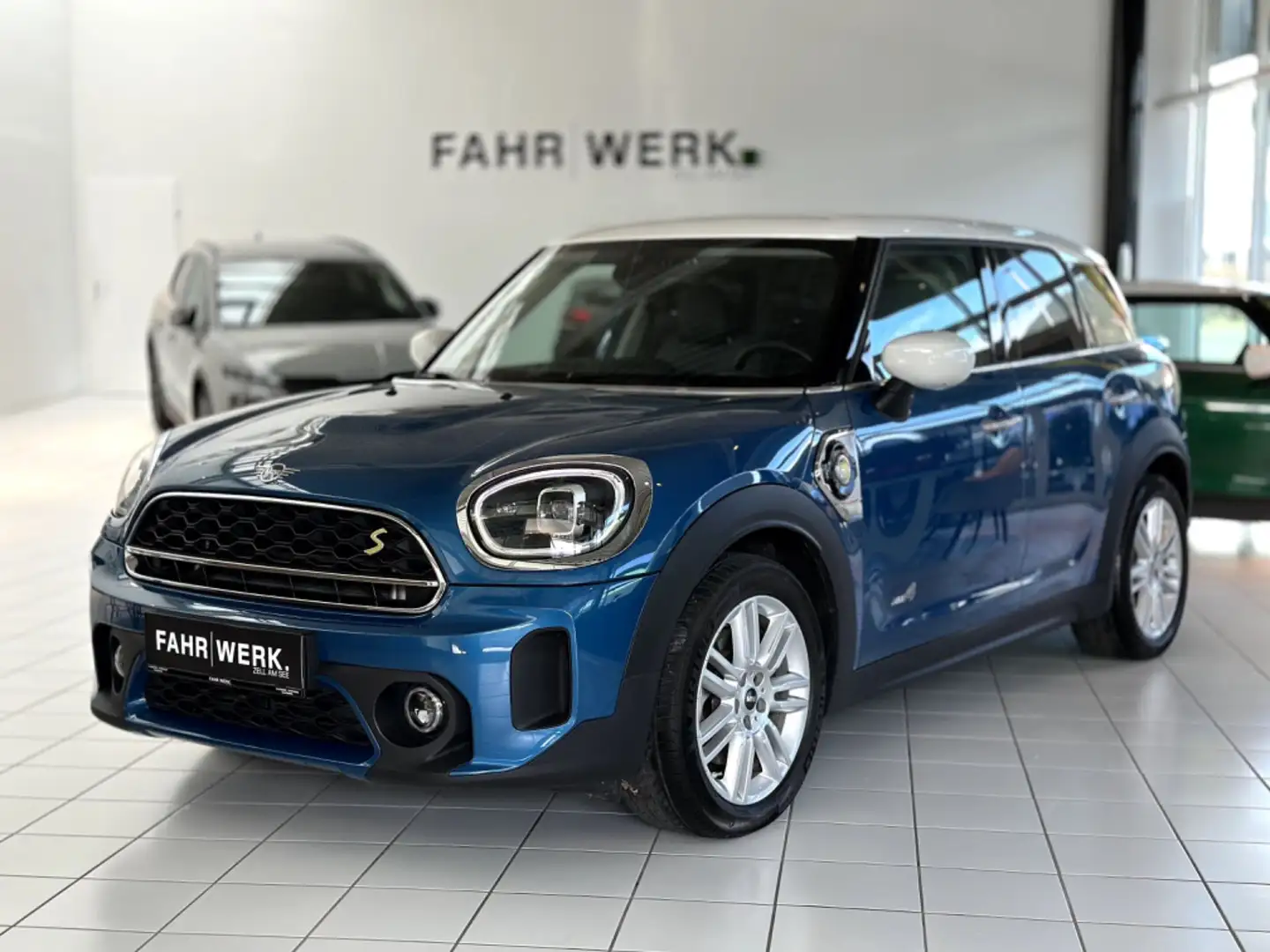 MINI Countryman SE All4 PHEV *Classic Trim* *Apple Car Play* *RFK* *Excit Blau - 1