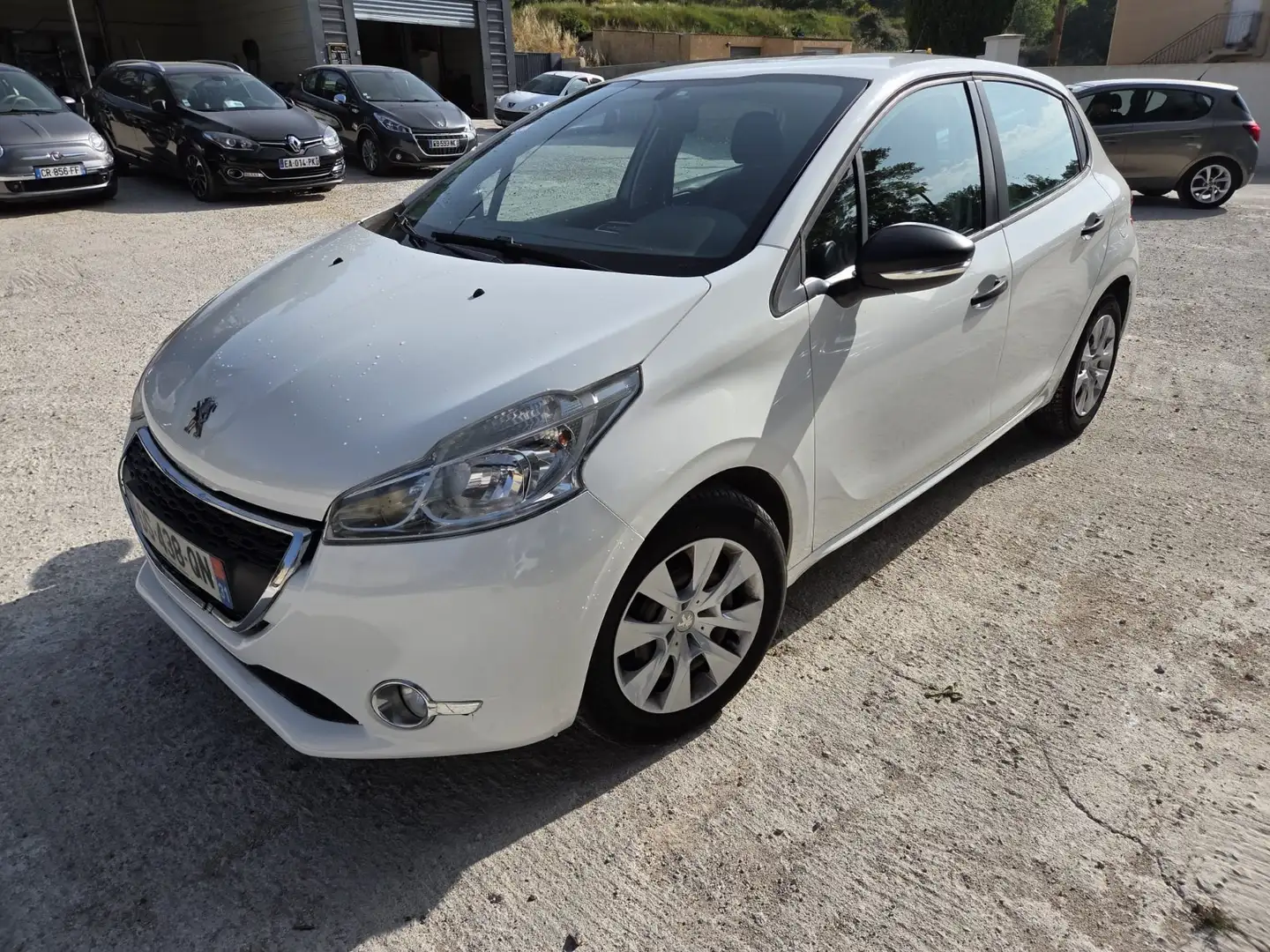 Peugeot 208 Business Pack Blanc - 2