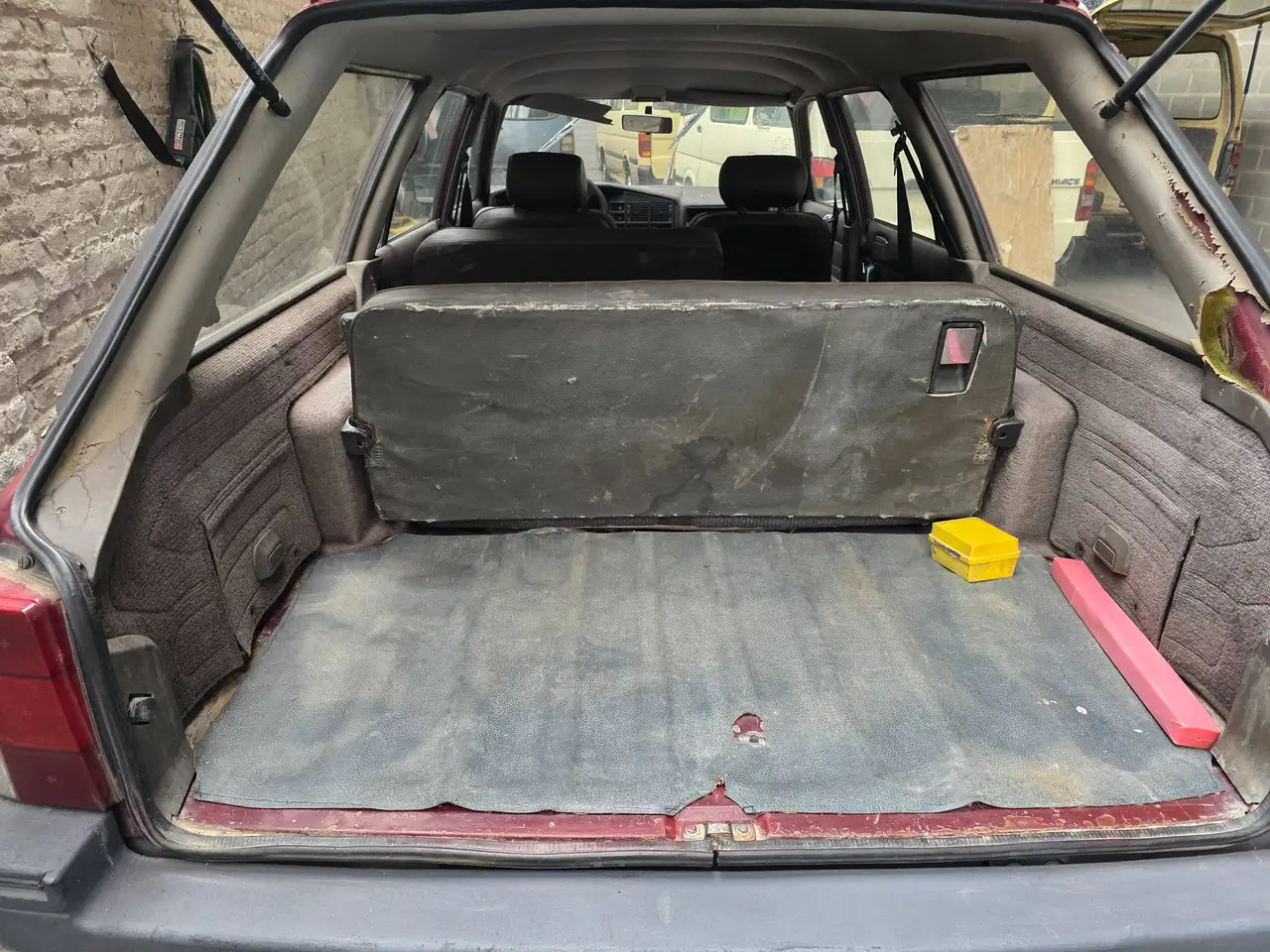 Peugeot 505 BREAK 7 PLACES-DIESEL, foto 7
