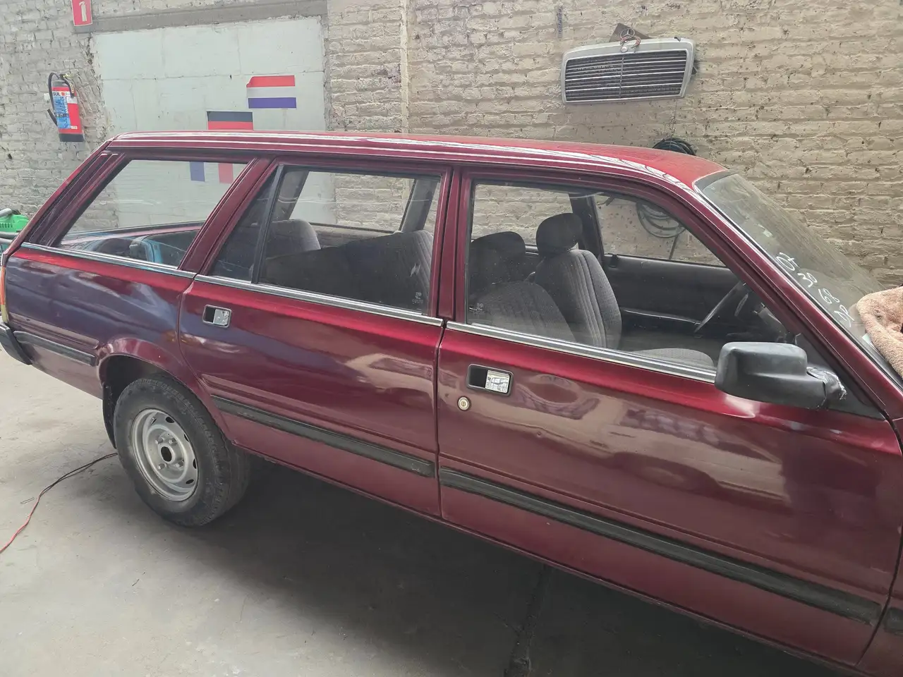 Peugeot 505 BREAK 7 PLACES-DIESEL, foto 2