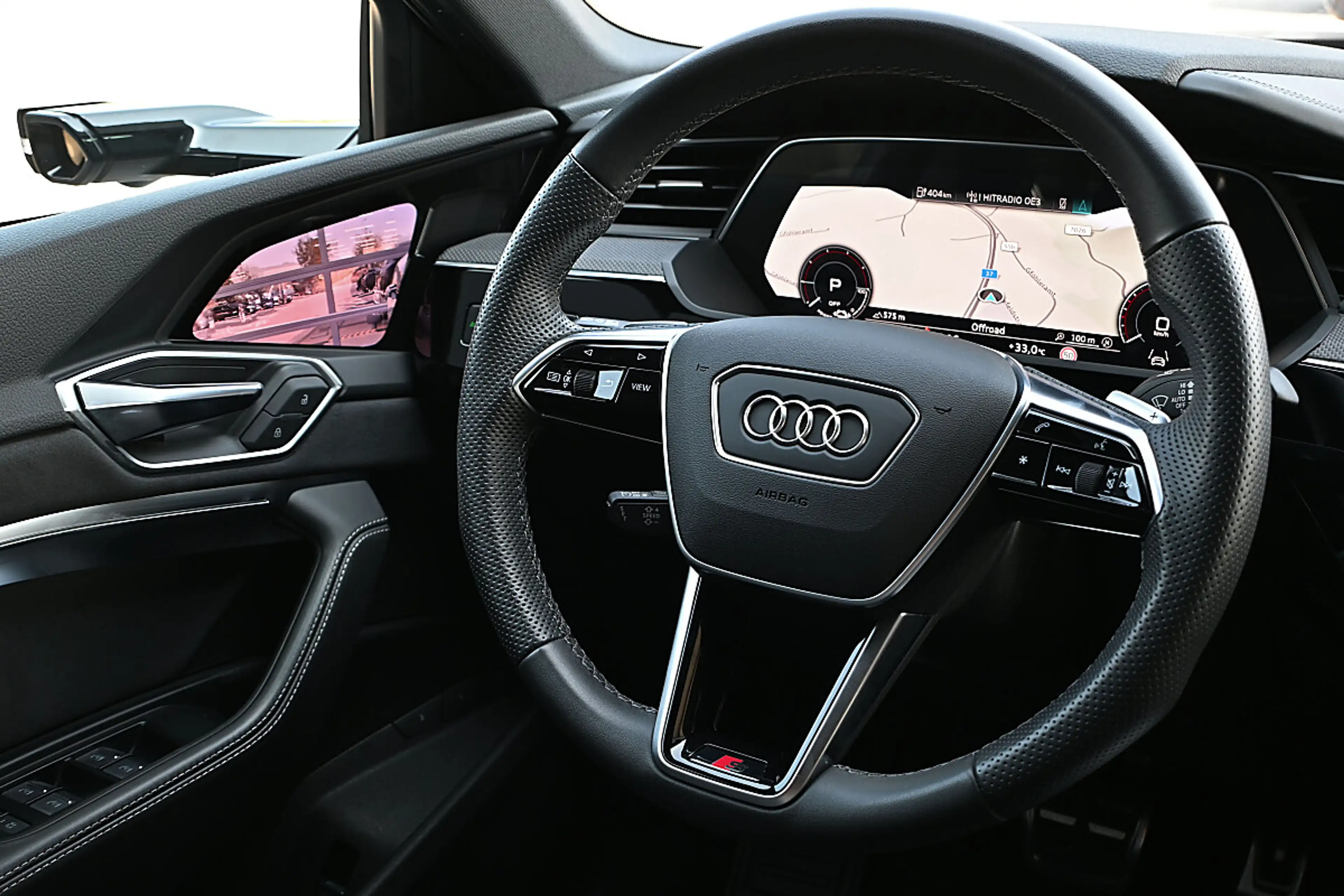 Audi Q8 e-tron Q8 Sportback 55 e-tron quattro 106kWh S Line NP... — photo 8