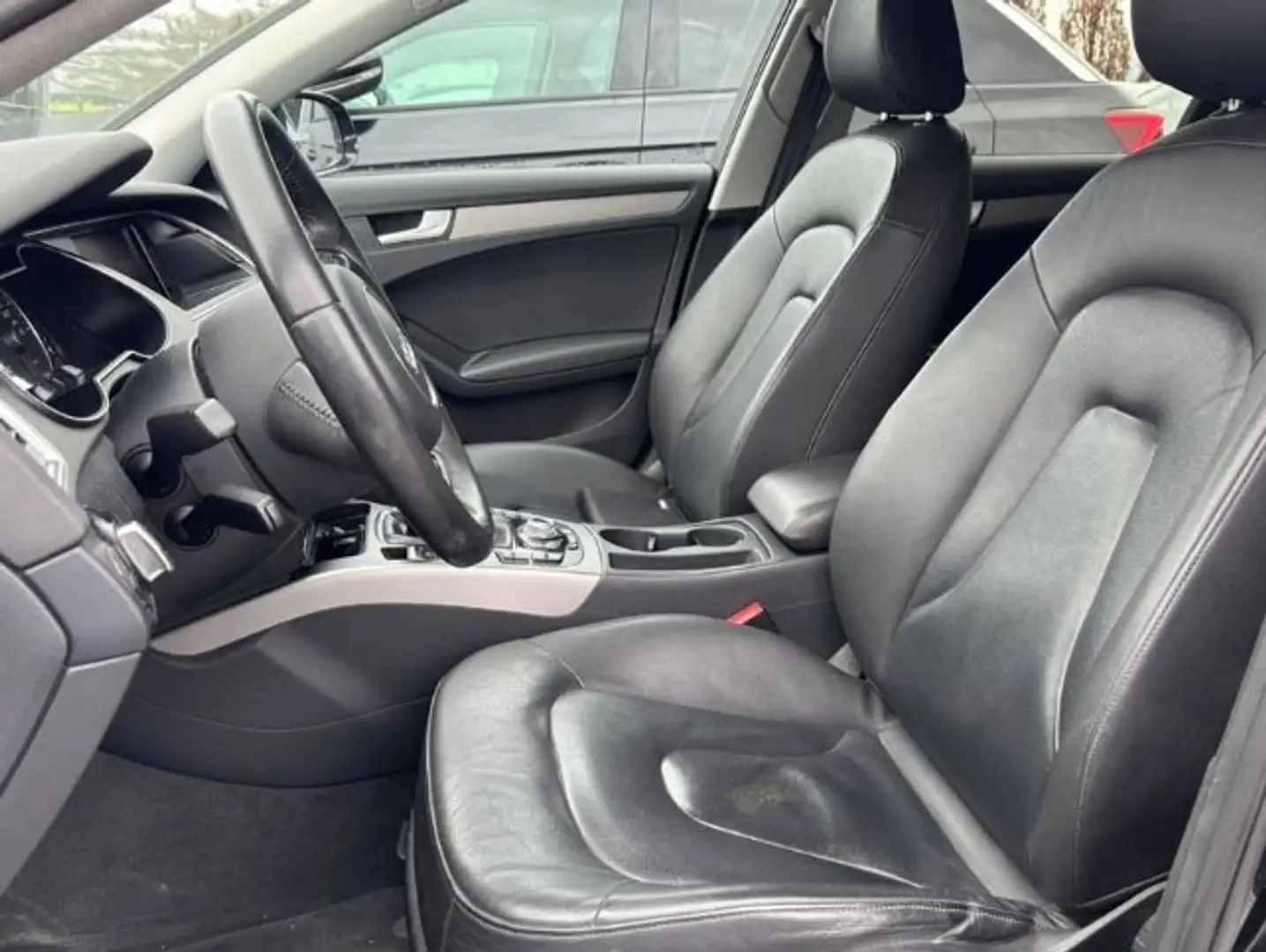 Audi A4 A4 Av Qu S-line Ext.,MMI Navi,Xenon,Ledersitze Schwarz - 2