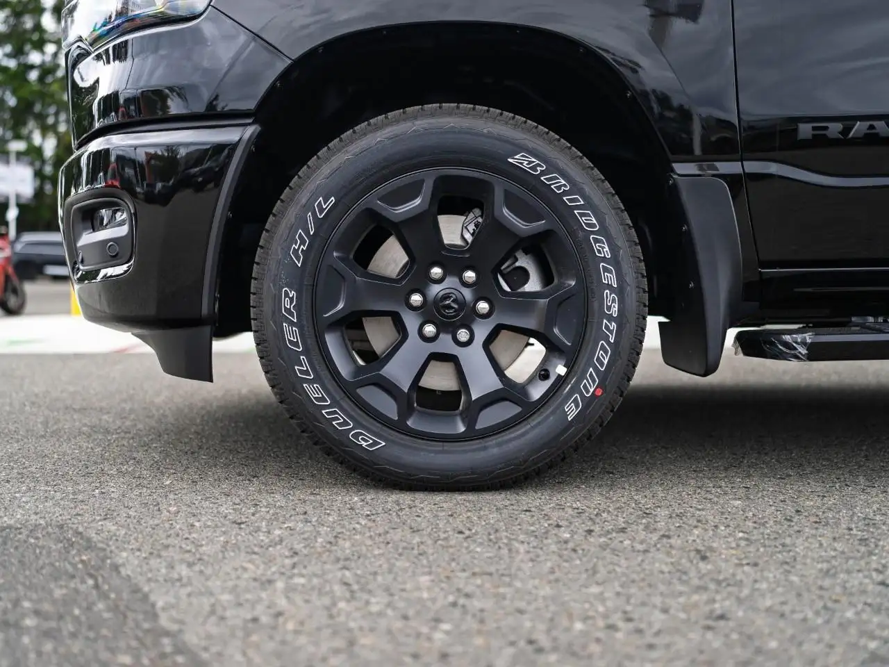 RAM 1500 снимка RAM 1500