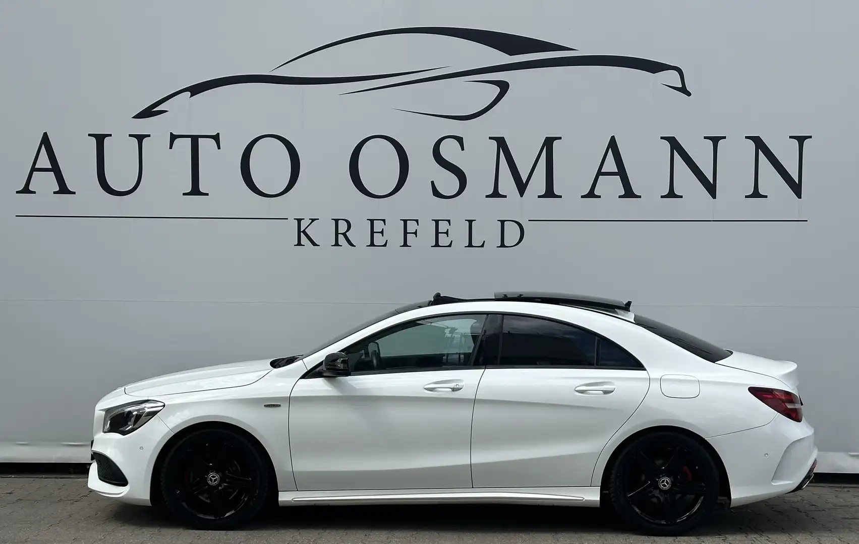 Mercedes-Benz CLA 250 4M 7G-DCT AMG Styling PANO RFK .. Bílá - 2