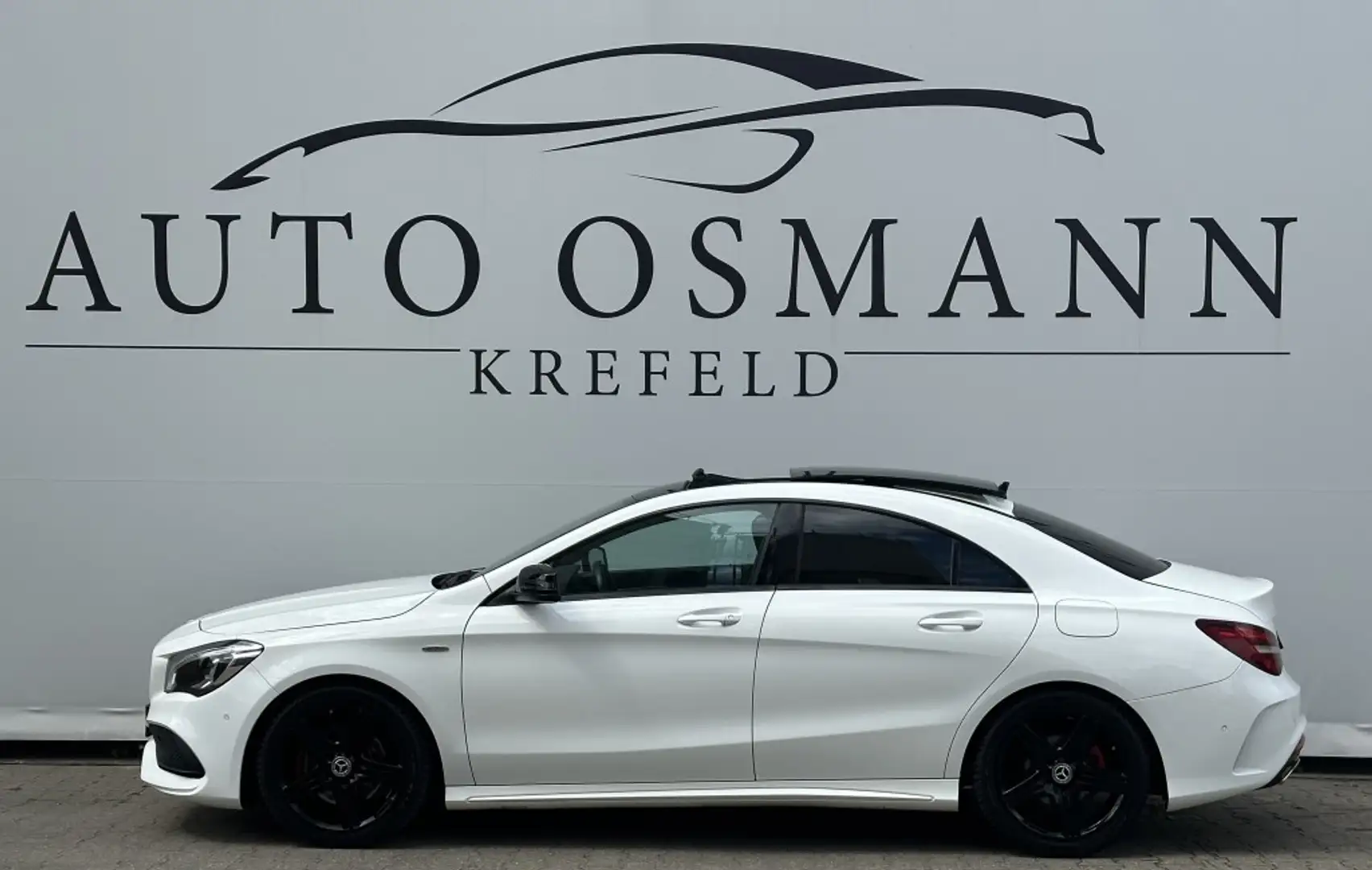 Mercedes-Benz CLA 250 4M 7G-DCT AMG Styling   PANO   RFK  .. Alb - 2
