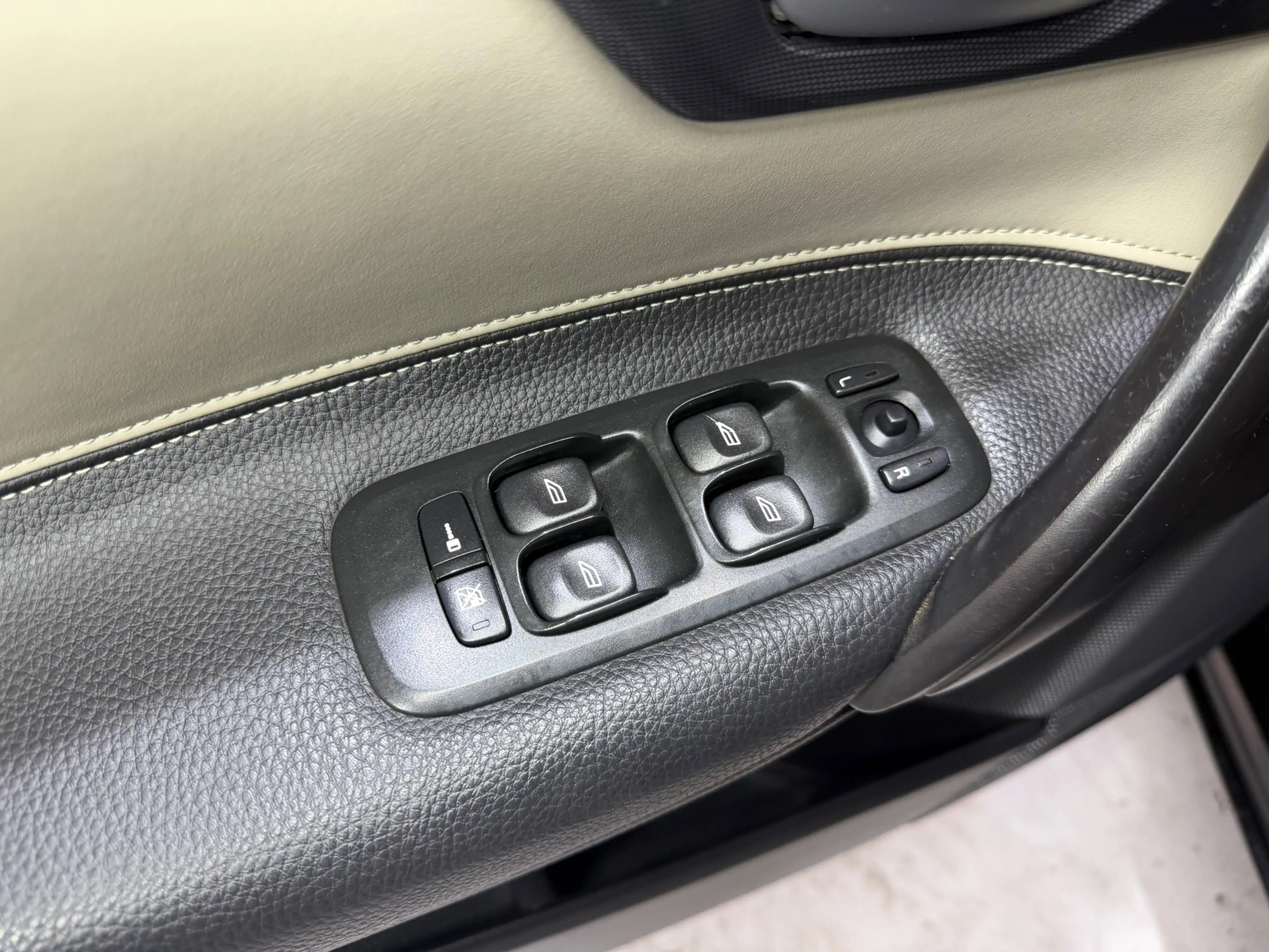 Volvo S60 2.4 Drivers Edition Zeer nette auto — photo 16