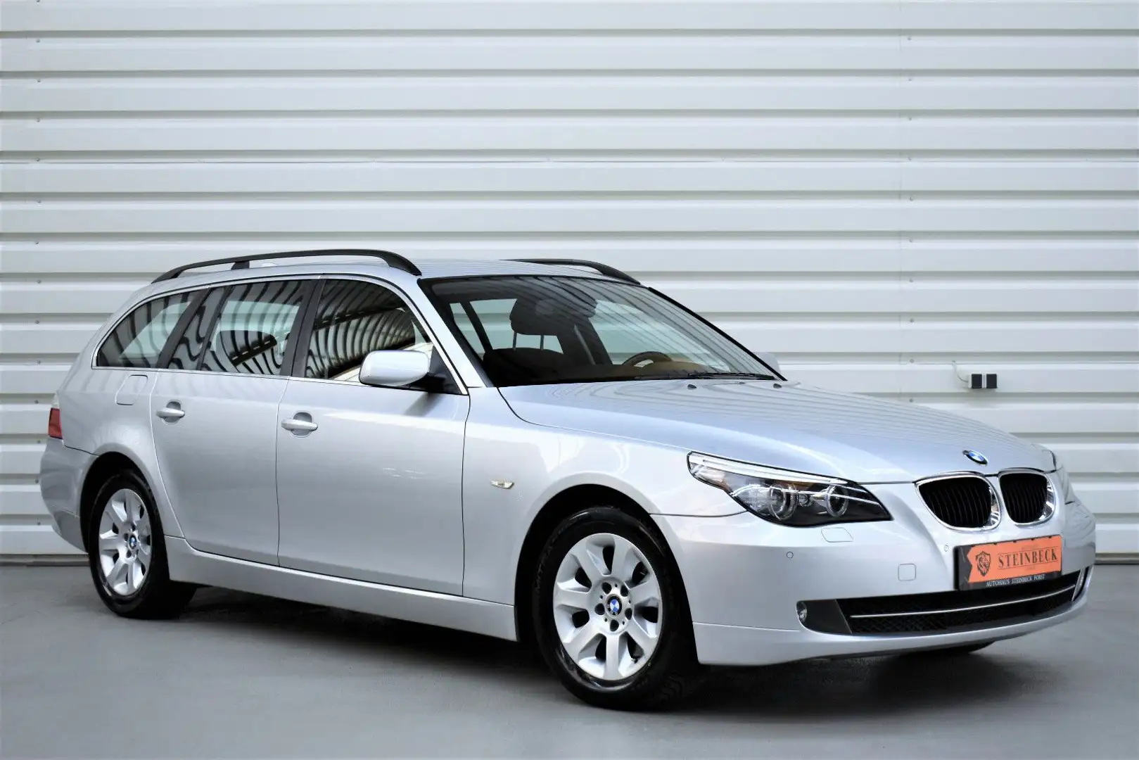 BMW 520 d Special Edition Touring+PDC+Tempomat+Xenon Ezüst - 1