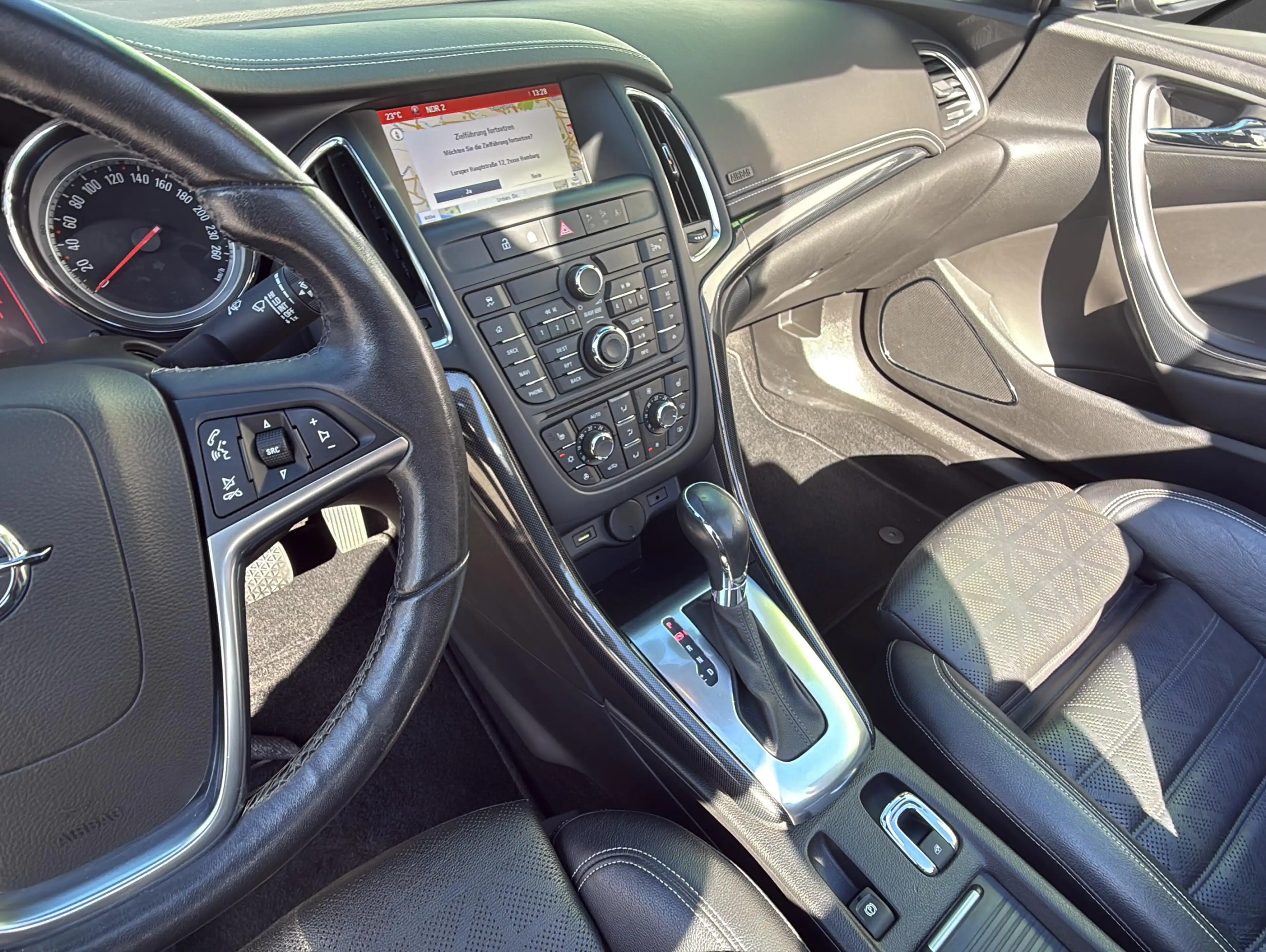 Opel Cascada Innovation*Navi 650*Leder*Rückfahrkamera — photo 13