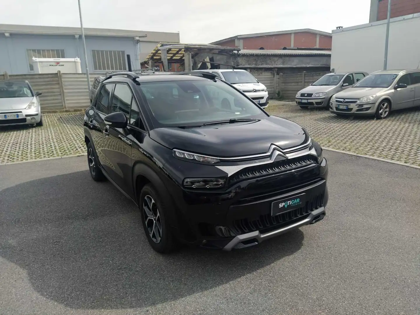 Citroen C3 Aircross 1.2 PureTech 110cv SHINE AZIENDALE Noir - 1