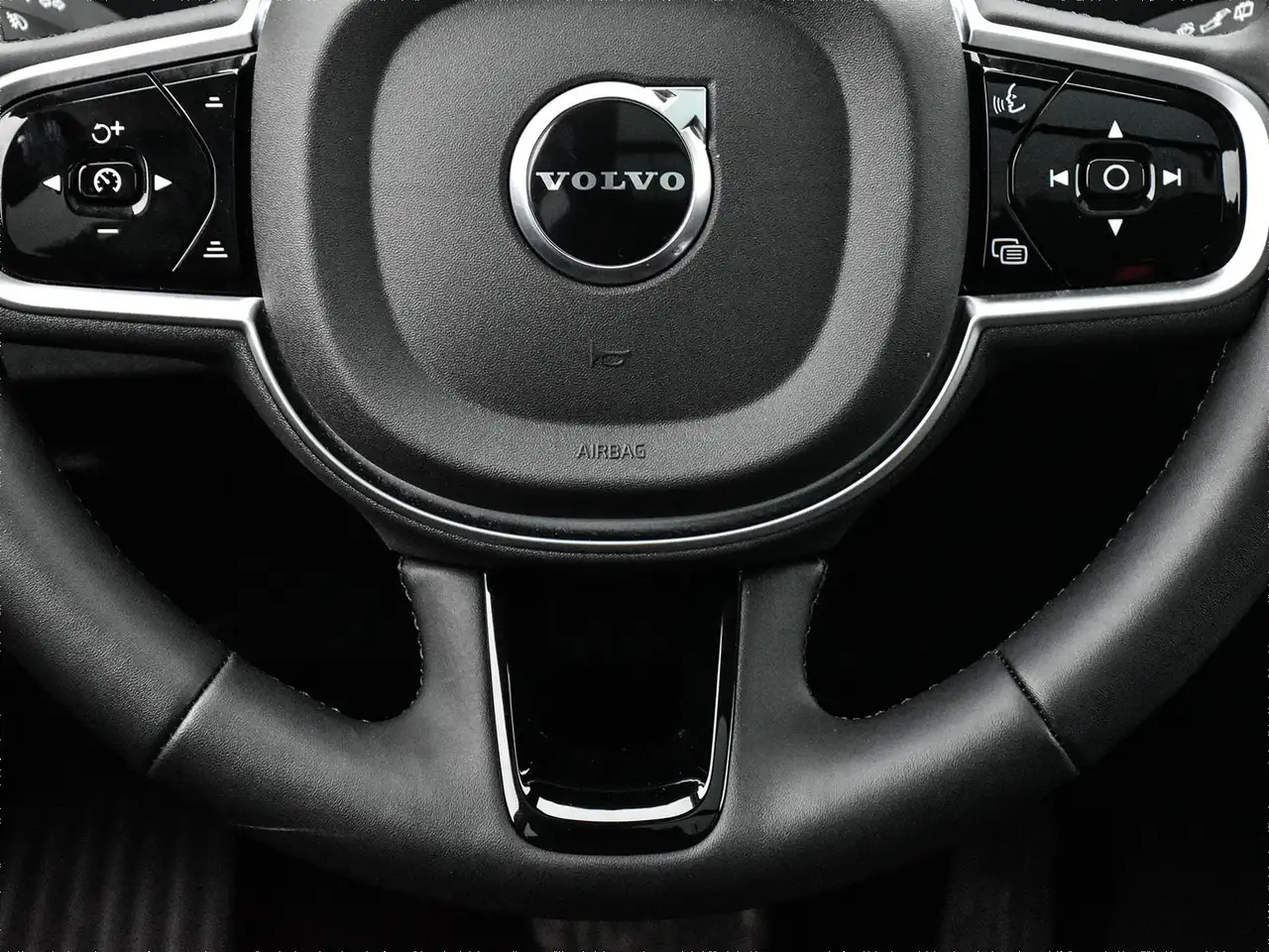 Volvo XC90 снимка Volvo XC90