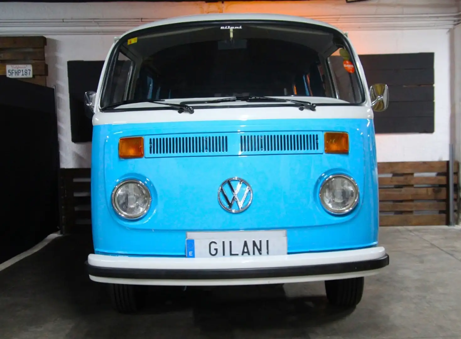 Volkswagen Bus T2 plava - 2