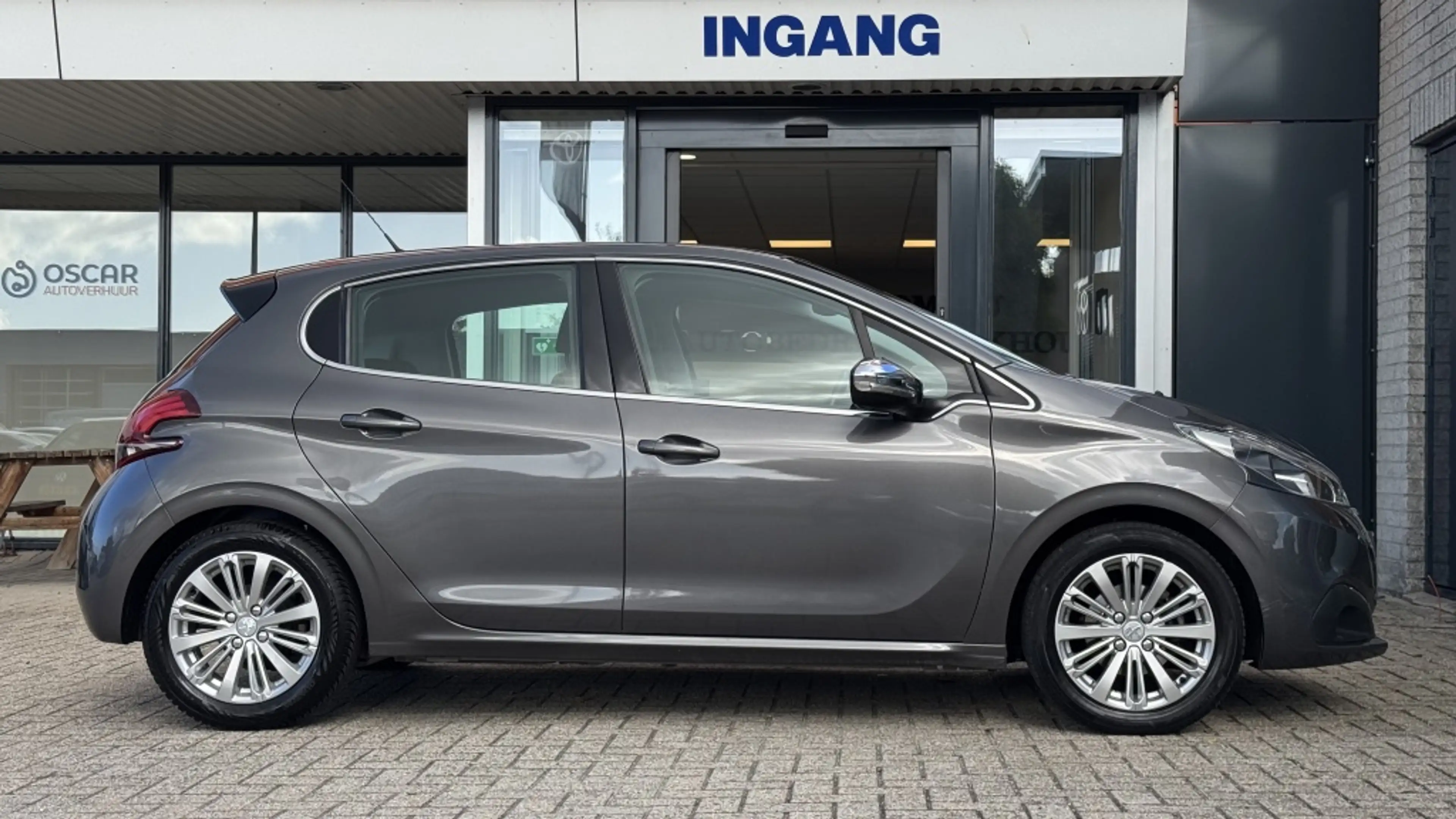Peugeot 208 1.2 PT BL Executive | Navi | Trekhaak | Cruise — photo 6