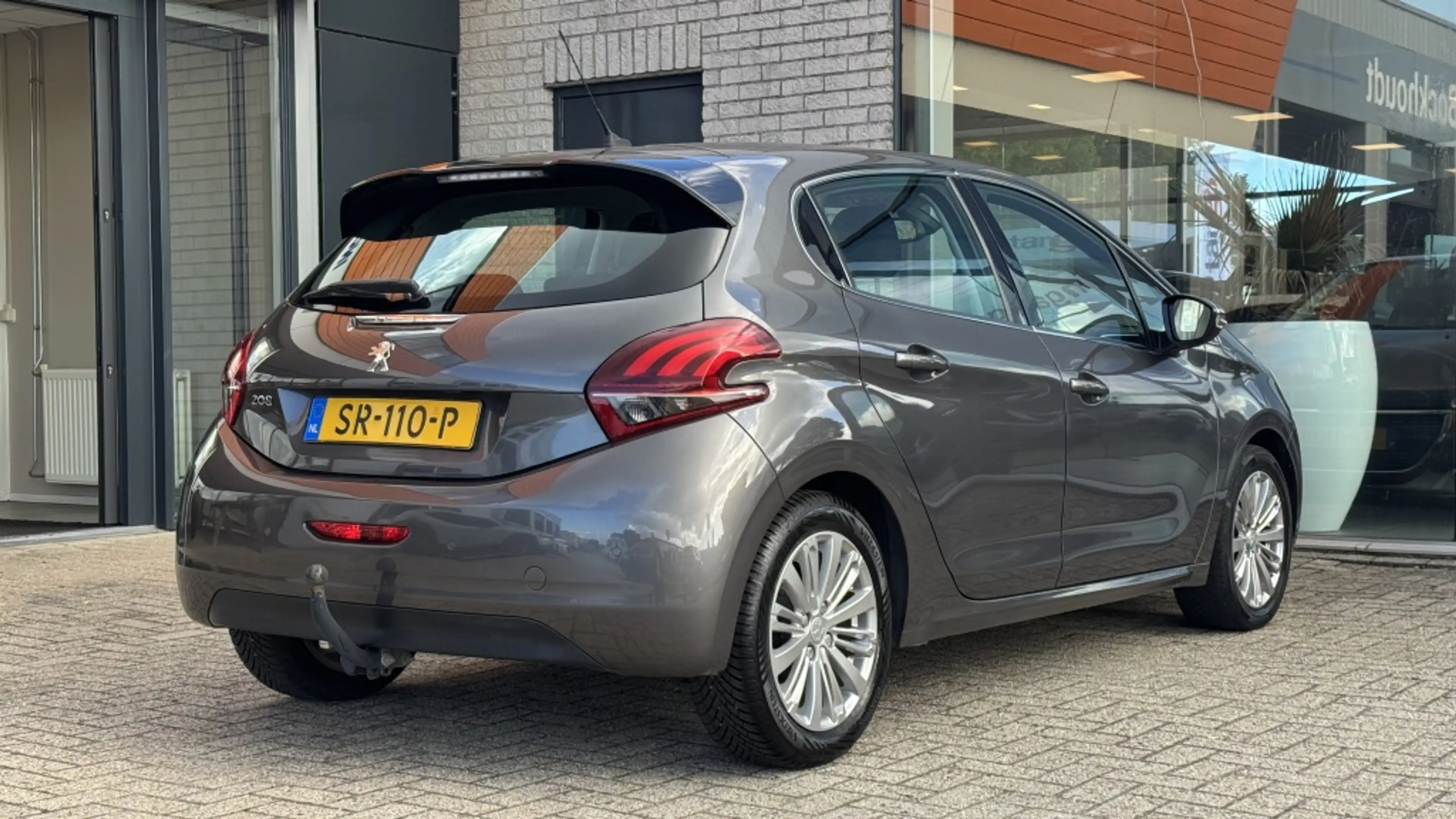 Peugeot 208 1.2 PT BL Executive | Navi | Trekhaak | Cruise — photo 5