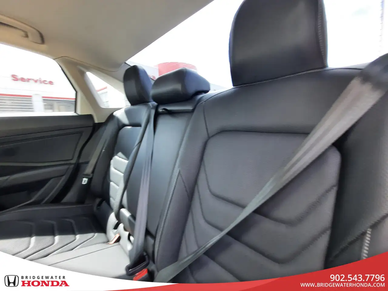 Volkswagen Jetta снимка Volkswagen Jetta