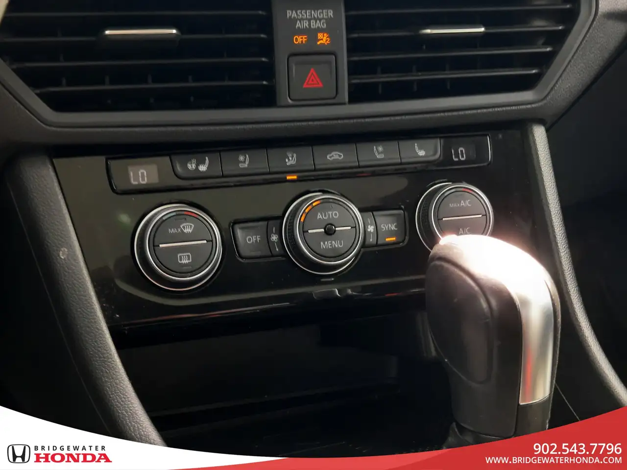 Volkswagen Jetta снимка Volkswagen Jetta