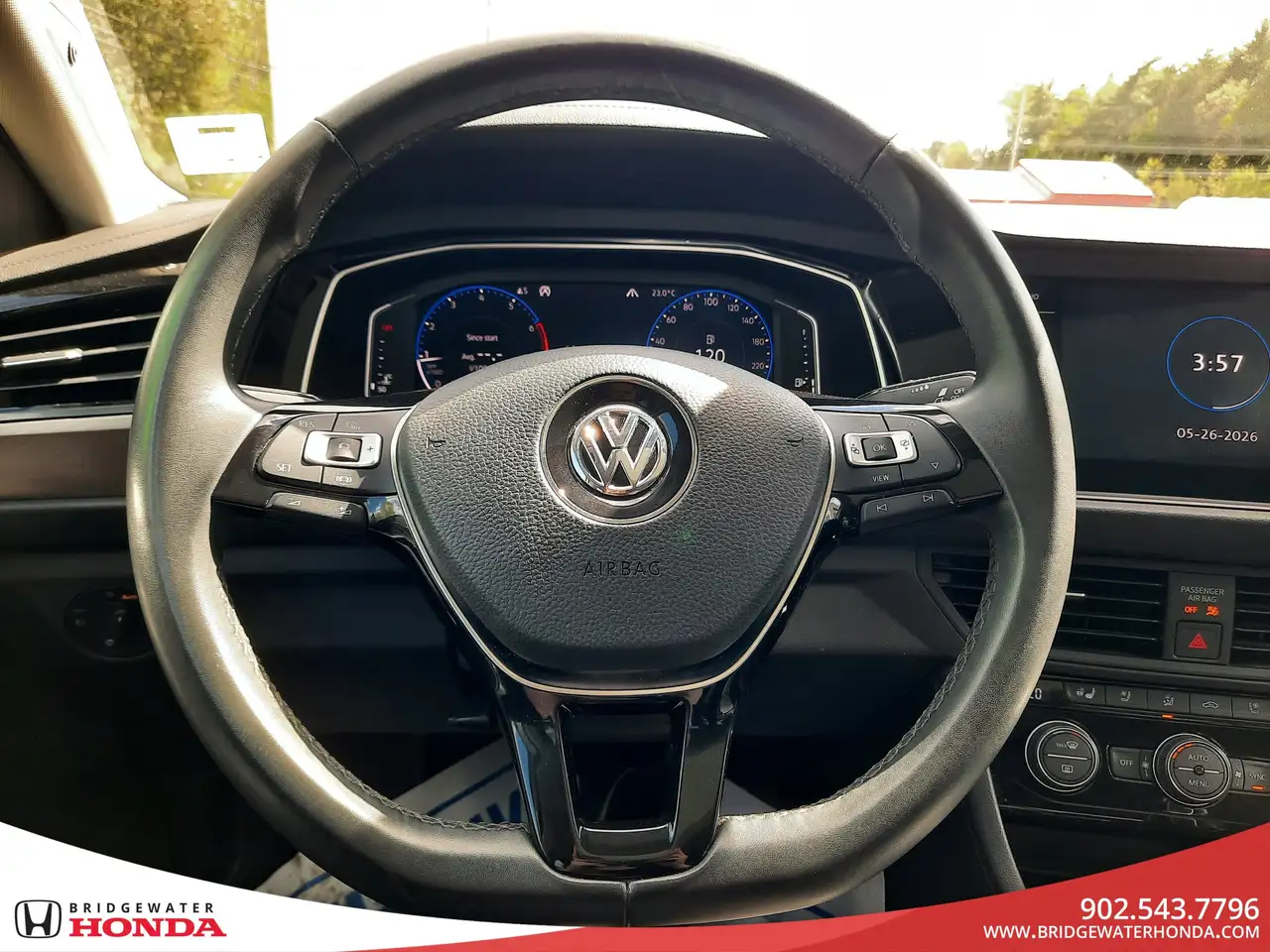 Volkswagen Jetta снимка Volkswagen Jetta
