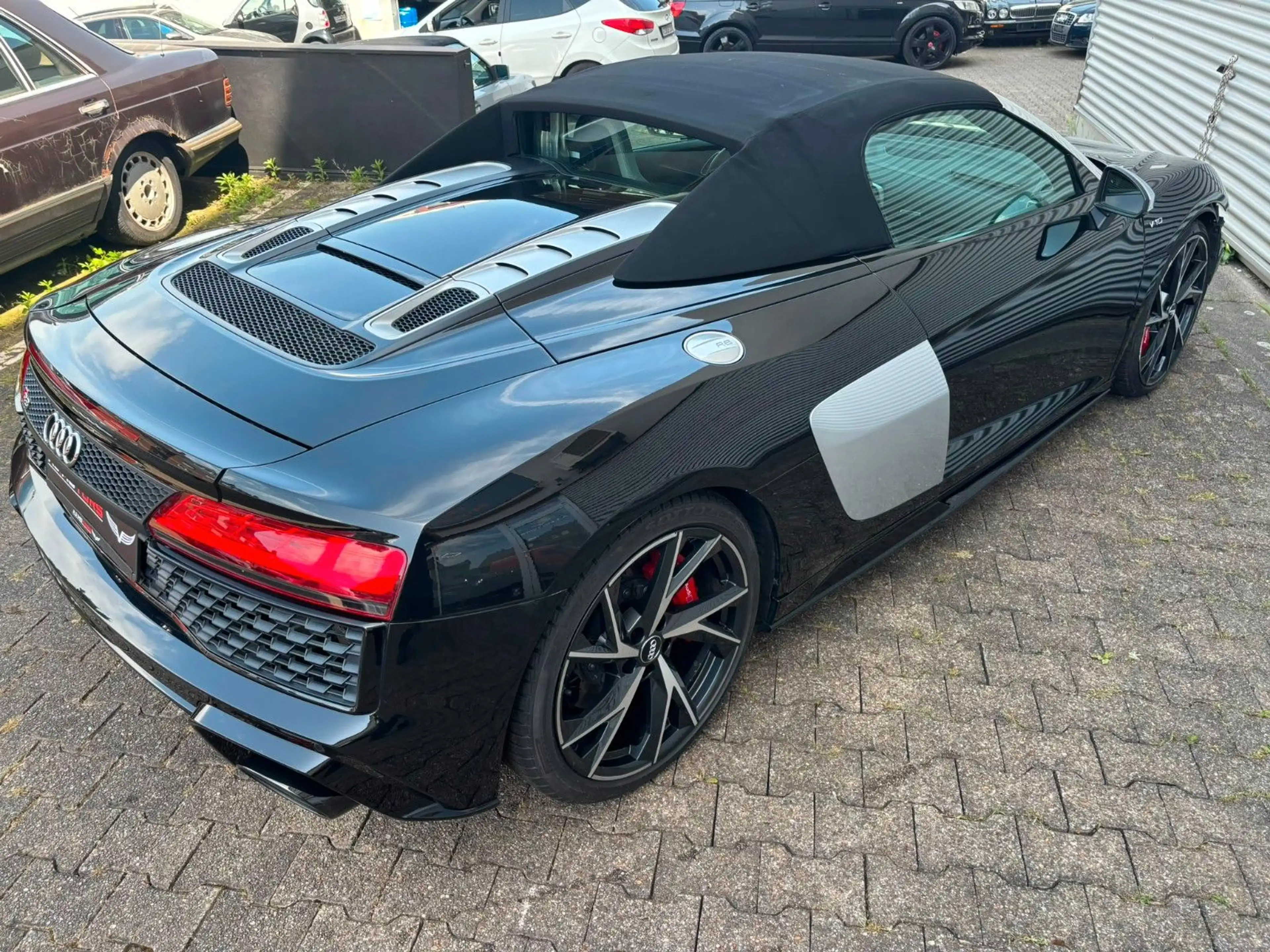 Audi R8 Spyder 5.2 FSI quattro *Fahrbereit* — photo 9