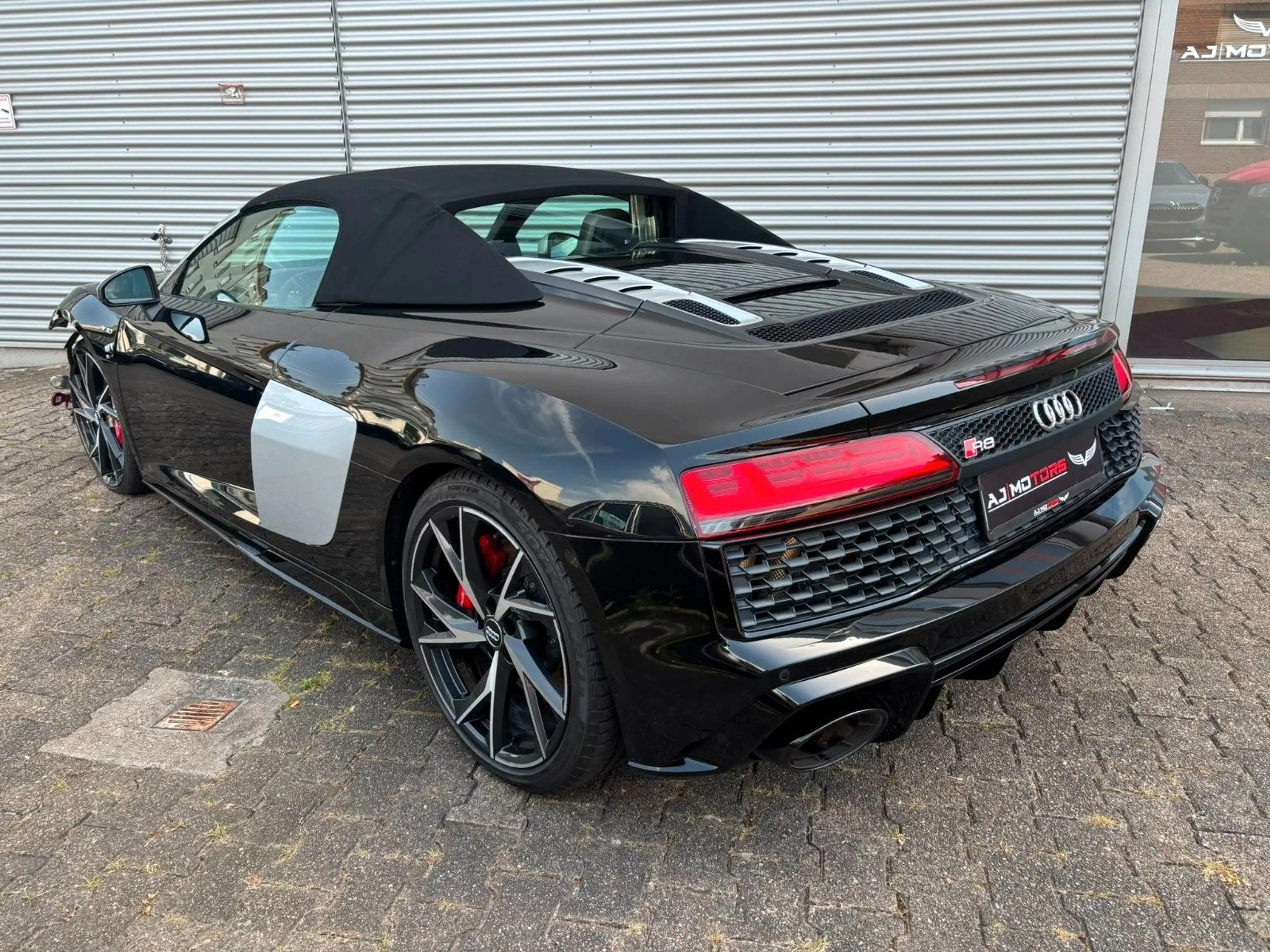 Audi R8 Spyder 5.2 FSI quattro *Fahrbereit* — photo 5