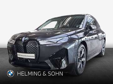 xDrive40 Sportpaket HK HiFi AHK Head-Up ACC uvm.