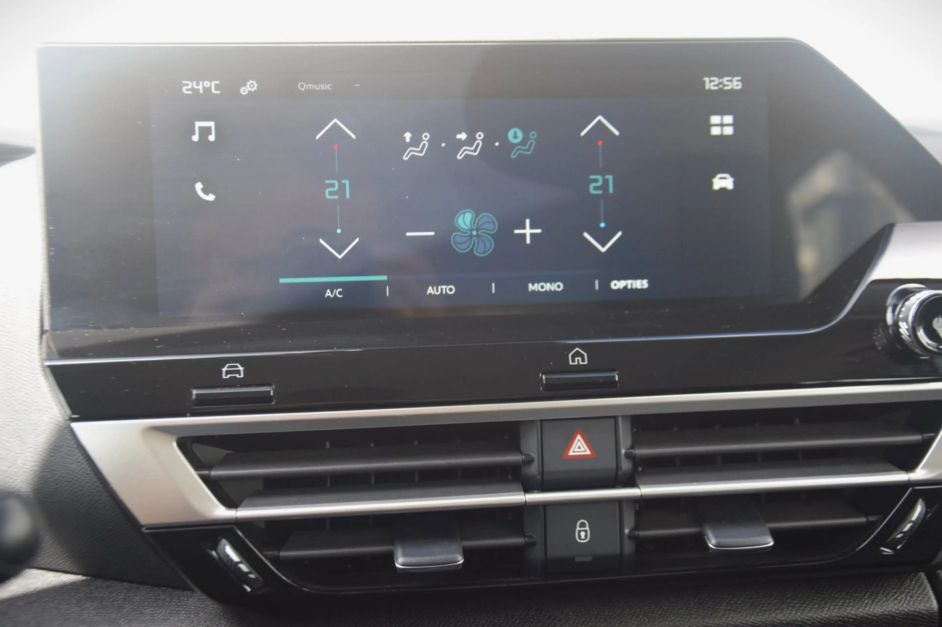 Citroen E-C4 Electric Live 50 kWh — photo 15