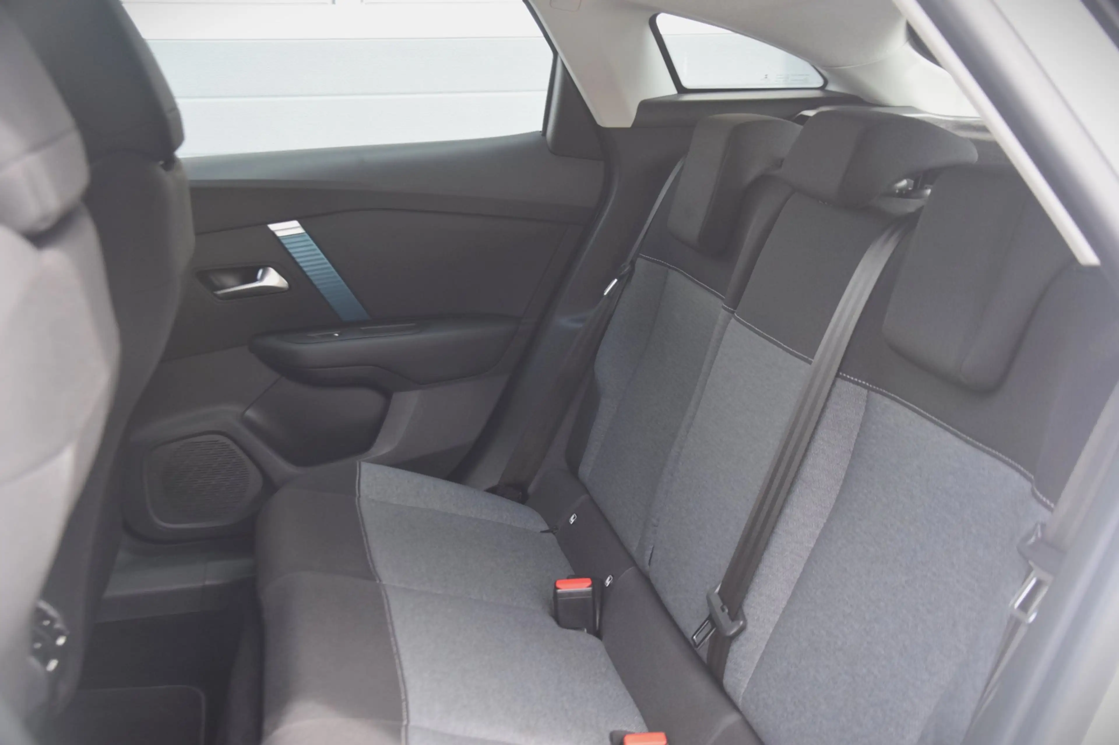 Citroen E-C4 Electric Live 50 kWh — photo 10