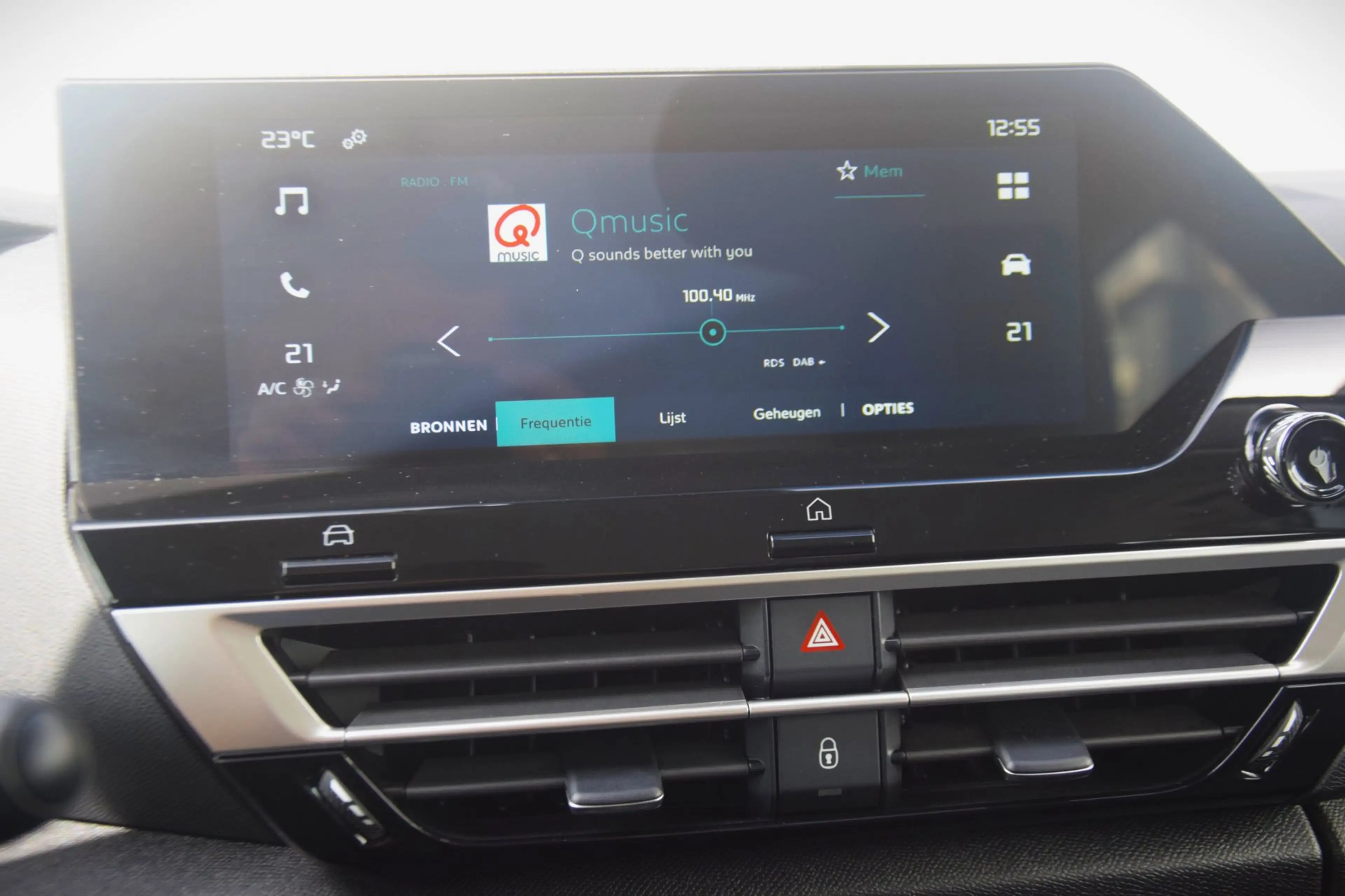 Citroen E-C4 Electric Live 50 kWh — photo 13