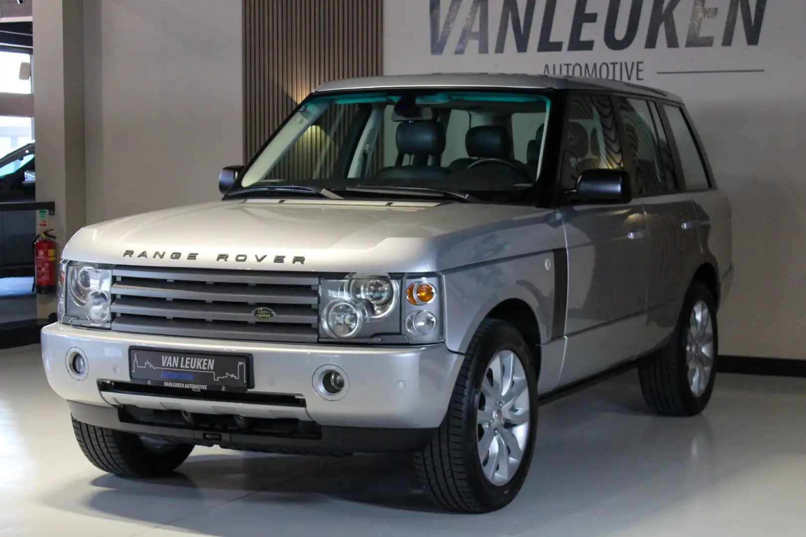 Land Rover Range Rover 4.4 V8 HSE 15.950 EX BTW Grijs - 2