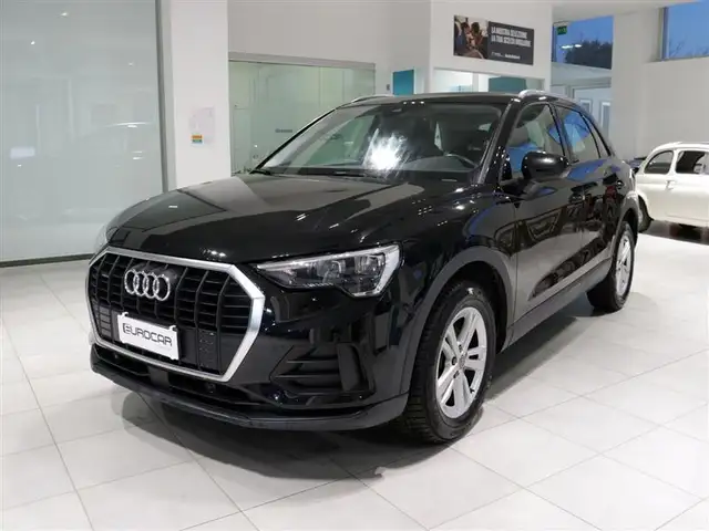 Audi Q3 35 TDI quattro Business 36 mesi di garanzia