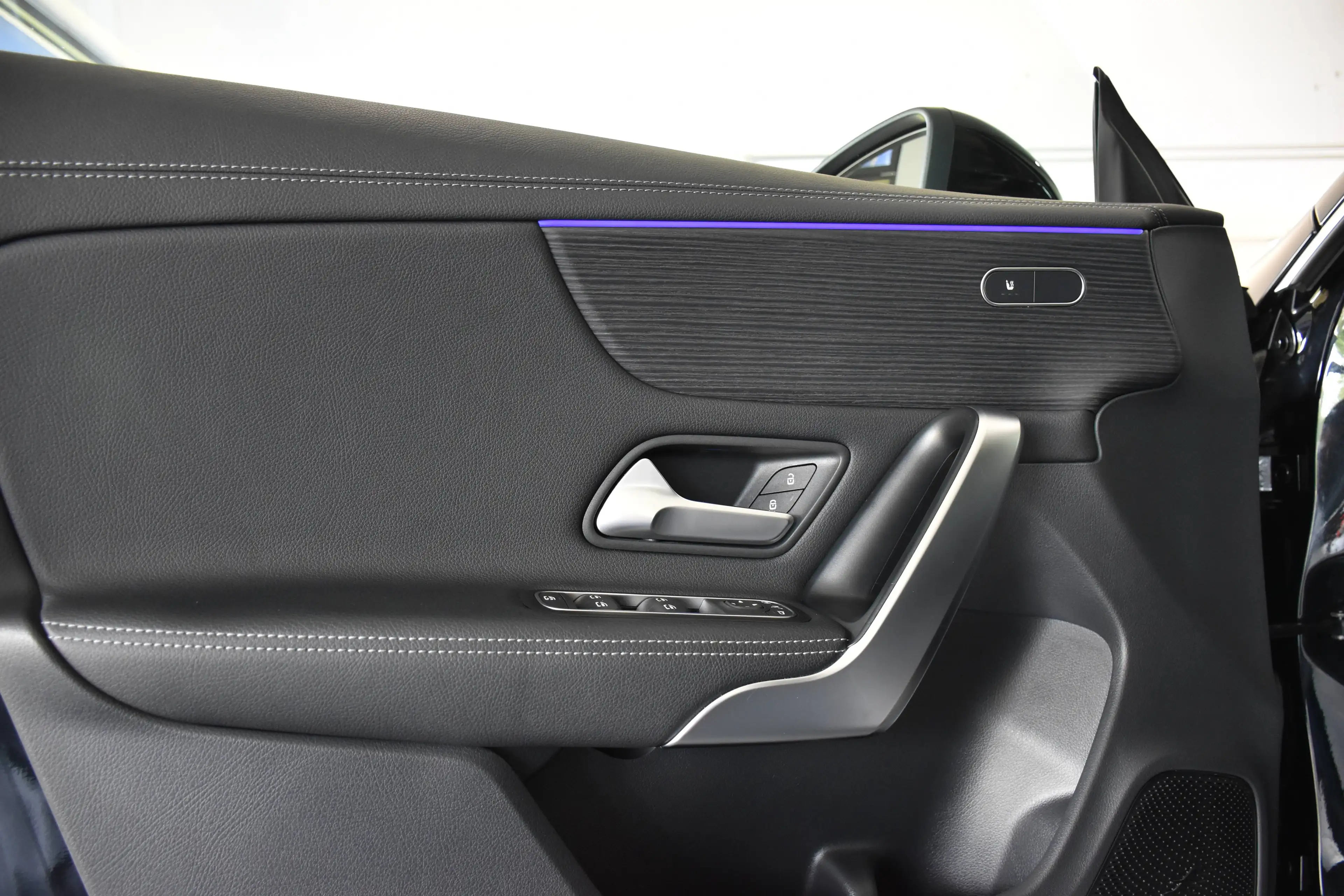 Mercedes-Benz CLA 220 CLA 220 d 8G-DCT PROGRESSIVE"PANORAMA"AHK"LED" — photo 14