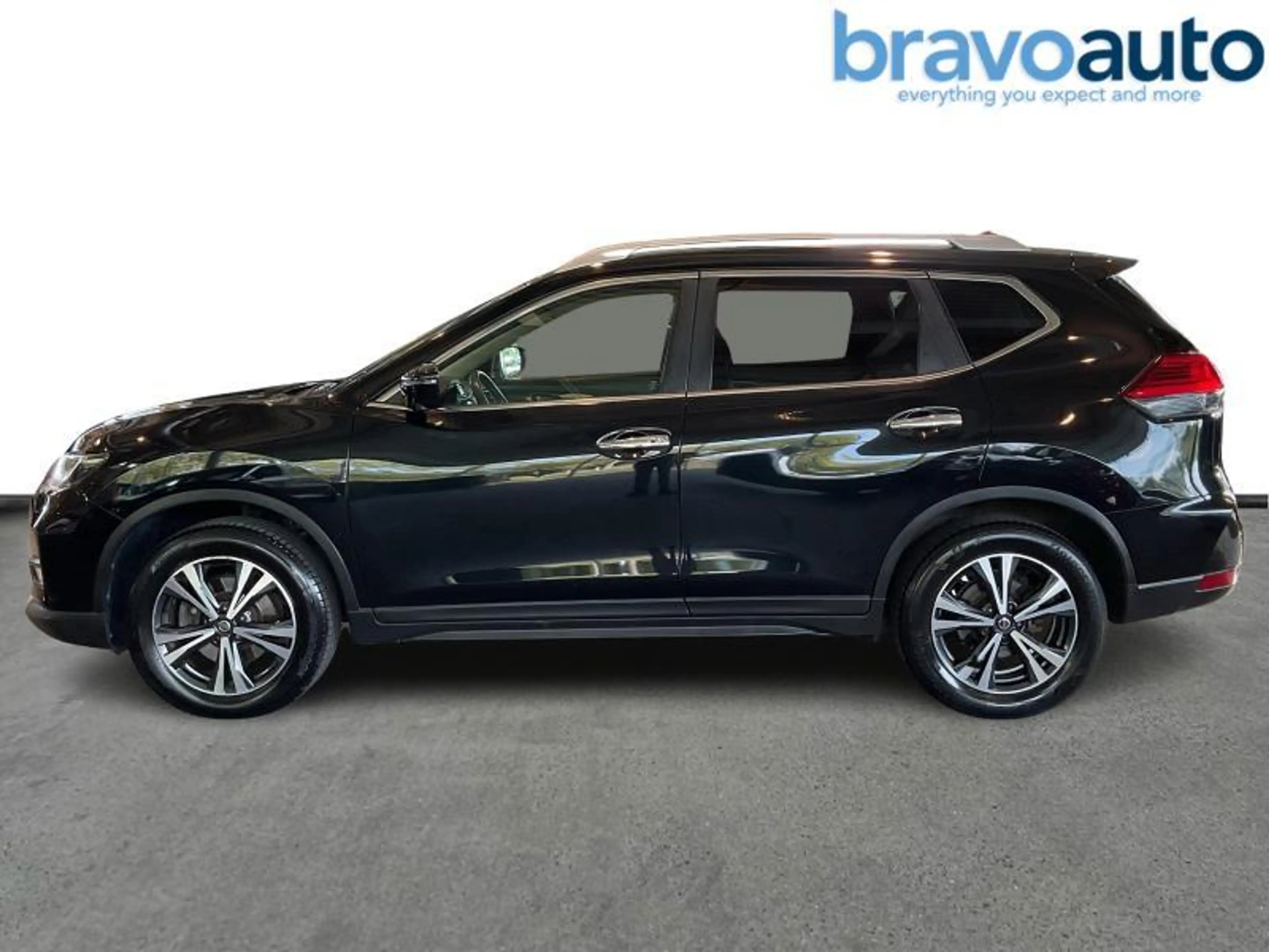 Nissan X-Trail N-CONNECTA / 7 PLACES — photo 3