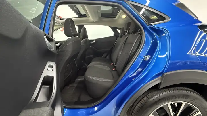 Ford Puma 1.0 EcoBoost Titanium MHEV 2022, foto 8